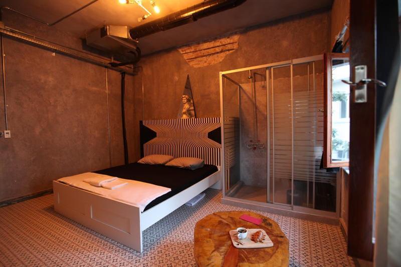 Role Street Hostel อันตัลยา ภายนอก รูปภาพ