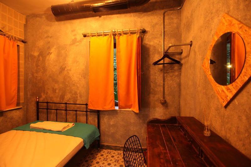 Role Street Hostel อันตัลยา ภายนอก รูปภาพ
